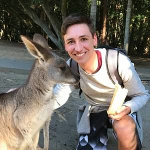 Meet your Posher, Aaron